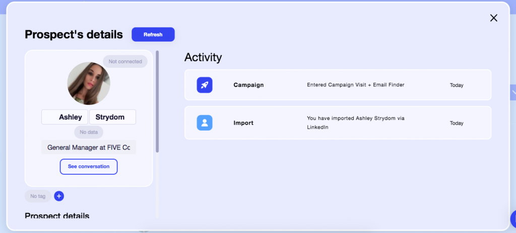 Screenshot of Waalaxy client card interface