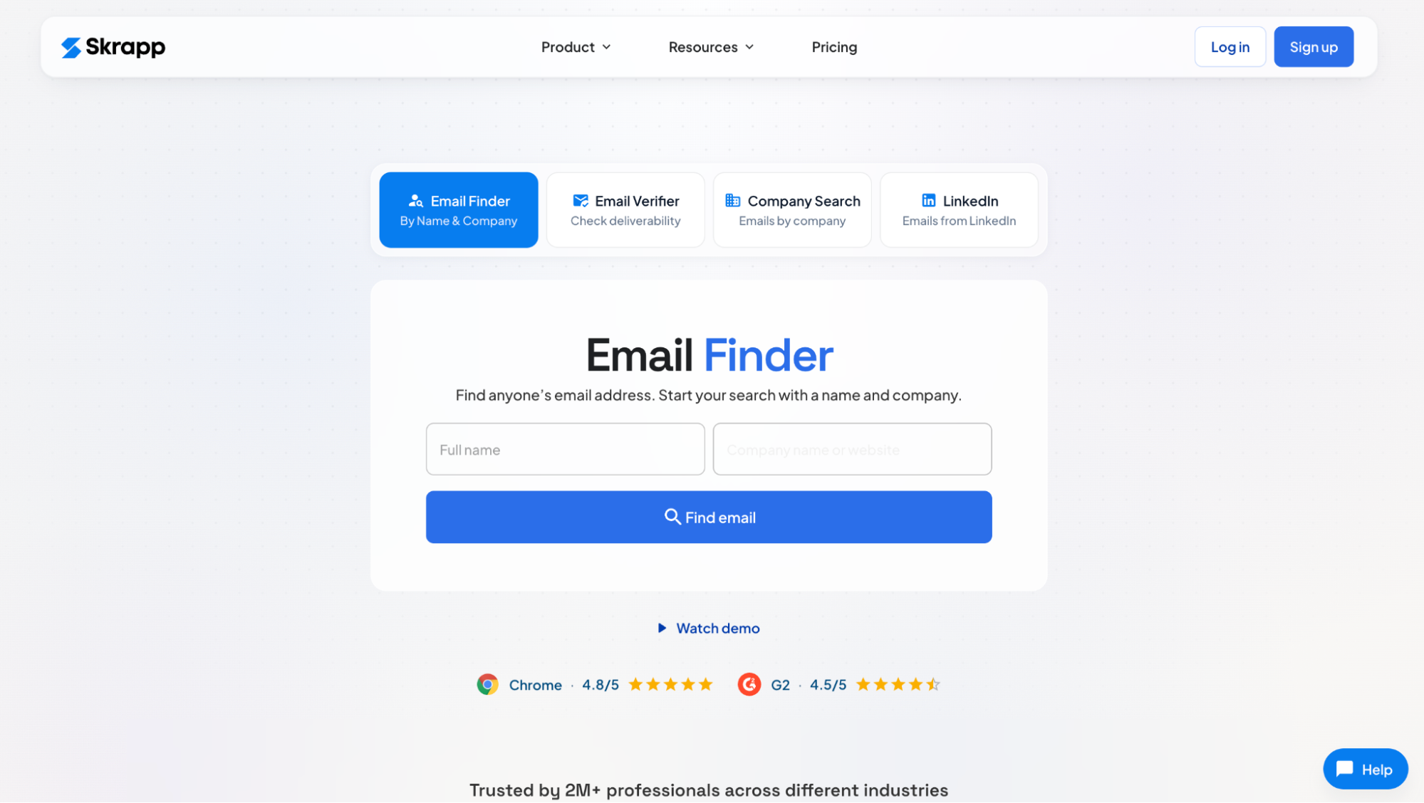 Página «Email Finder» de Skrapp con su formulario de búsqueda por nombre y empresa.