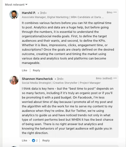 Ejemplos de conversaciones entre usuarios de LinkedIn en los comentarios sobre la mejor hora para publicar