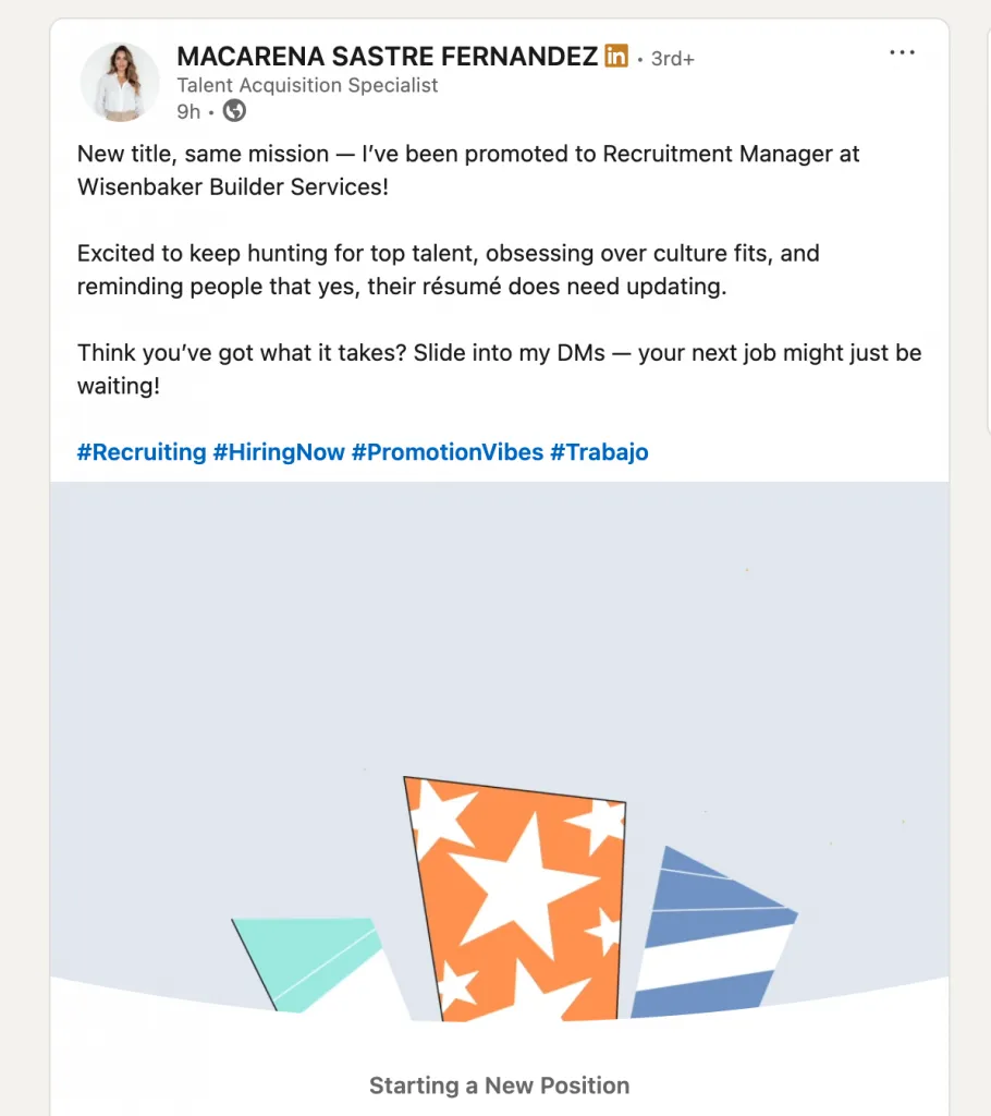 Ejemplo de publicación sobre cómo mostrar un ascenso en LinkedIn