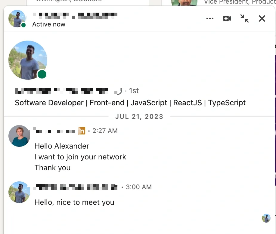 Captura de pantalla del indicador de estado activo de LinkedIn en la versión de escritorio de la plataforma.