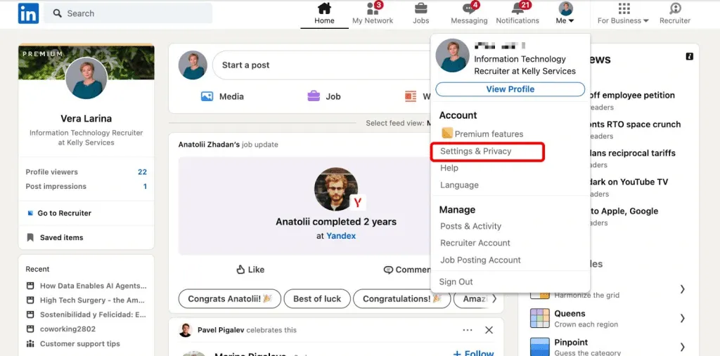 "Me" icon in the top-right corner.