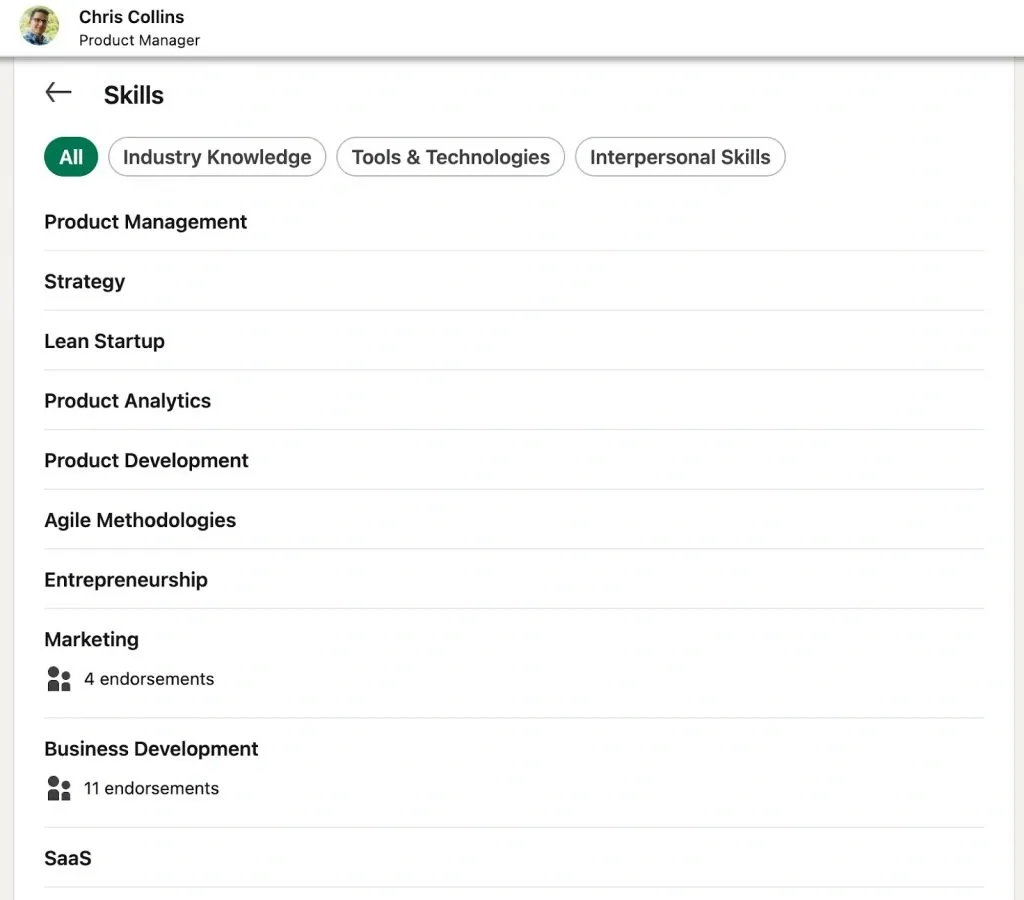 Screenshot der nach Kategorien angezeigten Kenntnisse in einem LinkedIn-Profil