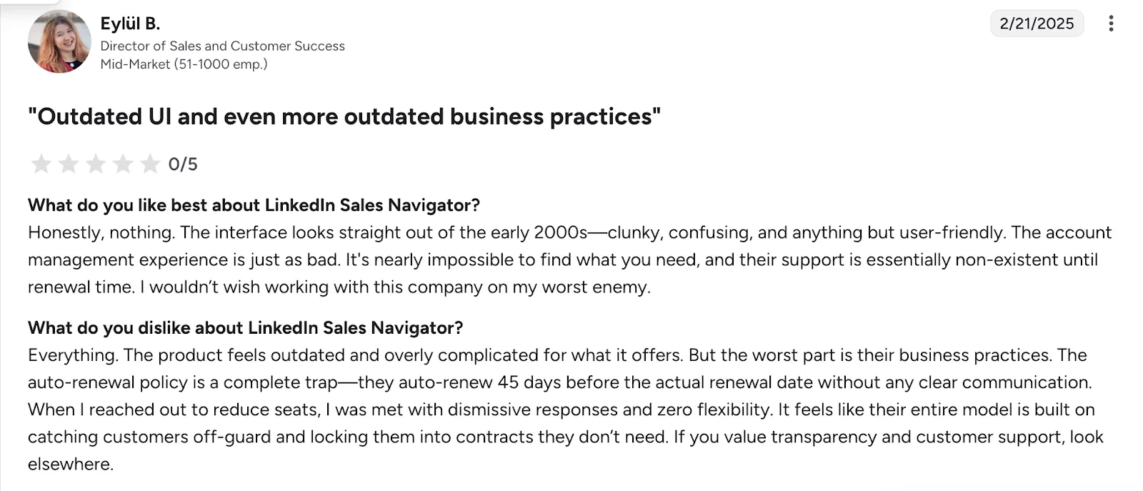 Exemplo de avaliação no G2 sobre o custo do LinkedIn Sales Navigator